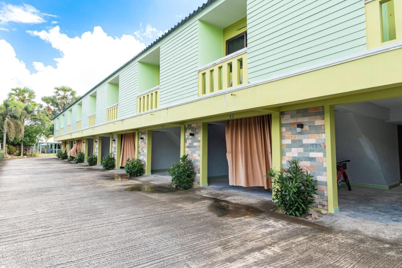 Khum Suk Resort Songkhla Exterior photo